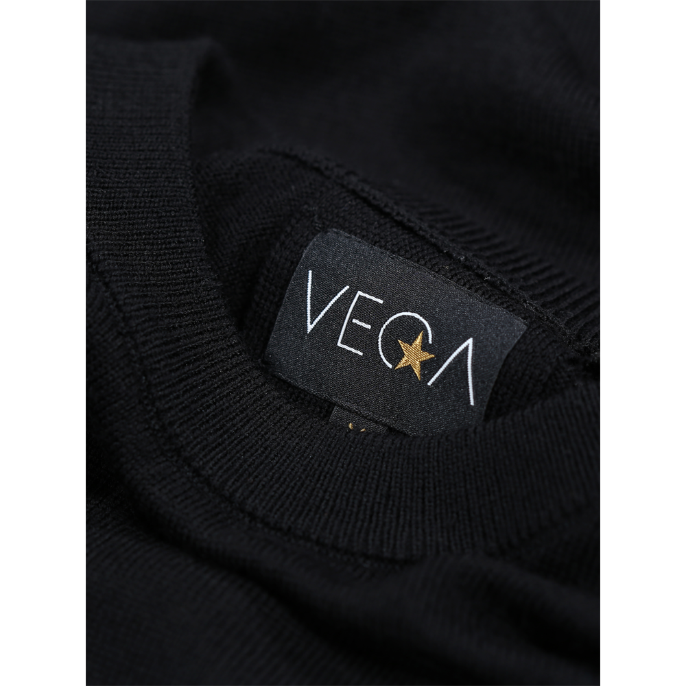 VEGA Top Black Image 23